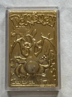 Pokemon Special Edition 23 karat Gold Plated Trading Card / #06 Charizard - Image 1