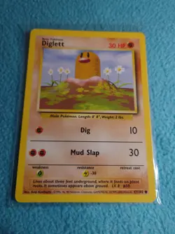 DIGLETT BASE SET 1999 POKEMON CARD 47/102 LIGHTLY PLAYED. - Image 1