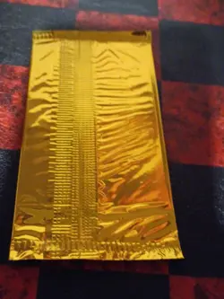 100 factory-sealed Yu-Gi-Oh! The Movie gold promo packs from 2004. - Image 3