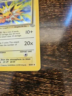 Pokemon TCG Jolteon Jungle Holo Card 4/64 Rare, LP-MP Condition - Image 2