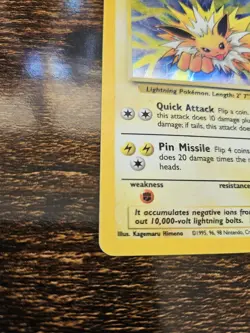 Pokemon TCG Jolteon Jungle Holo Card 4/64 Rare, LP-MP Condition - Image 3