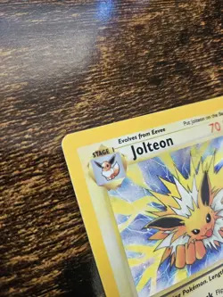 Pokemon TCG Jolteon Jungle Holo Card 4/64 Rare, LP-MP Condition - Image 4