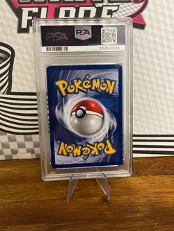 Charizard Holo Rare Expedition Pokemon 2002 Card 6/165 PSA 8 - Image 2