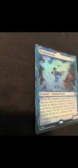 Dragonologist - Showcase FOIL- MtG Tarkir Dragonstorm - NM - Image 2