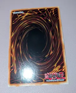 Blue-Eyes White Dragon MVP1-ENGV4 Yu-Gi-Oh Limited Edition - Image 3