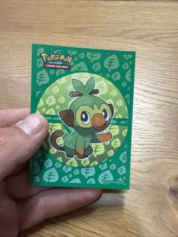 Pikachu 2013 Pokemon Radiant Collection Legendary Treasures HOLO RC7/RC25 LP - Image 2