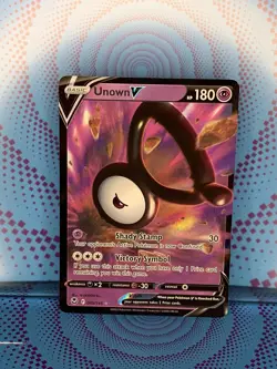 Unown V 065/195 Ultra Rare Holo Silver Tempest Pokemon TCG Near Mint 🔥🔥🔥 - Image 1