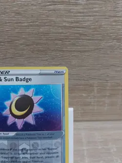 Moon & Sun Badge 151/203 Reverse Holo Evolving Skies Pokemon Card - Image 4