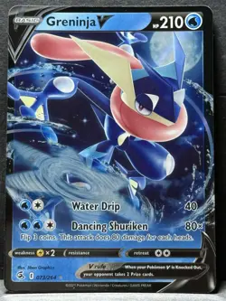 Pokemon TCG Greninja v Fusion Strike Holo Ultra Rare Card 073/264 NM - Image 1