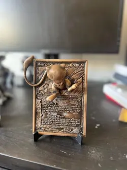 Fan-Made Mew 3D Gold Pokemon Card - Gift or Display Item - Image 3