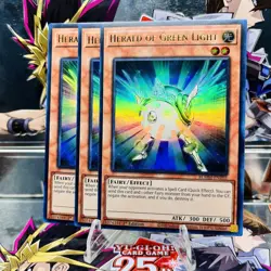 3x Yugioh Playset Herald of Green Light BLMM-EN102 Ultra Rare 1st Ed Near Mint - Image 1