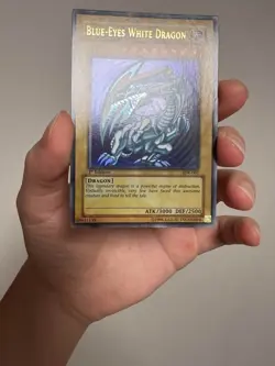 Blue-Eyes White Dragon SDK-001 1st Edition Ultra Rare Old Asian Yu-Gi-Oh Card - Image 3
