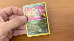 Rayquaza 128/124 Black & White Dragons Exalted Holo Pokemon Brazilian Card #2 NM - Image 2