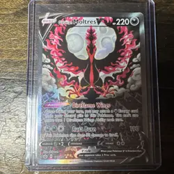 2021 Galarian Moltres V Alt Full Art Chilling Reign Pokemon Card 177/198 - Image 3