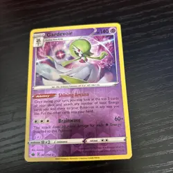 Gardevoir 61/198 Pokemon Card TCG Sword & Shield - Chilling Reign Holo - Image 1
