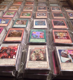 100 Foil Holographic Cards Instant Collection Yugioh Lot Deal TCG CCG - Image 1