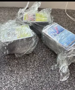 Pokemon TCG Destined Rivals Bulk Card Set 1000 Cards - Image 1