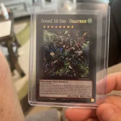 Yu-Gi-Oh DOOMZ XII END - DRASTRIUS 1st Edition DOOD-EN045 Super Rare MINT COND. - Image 1
