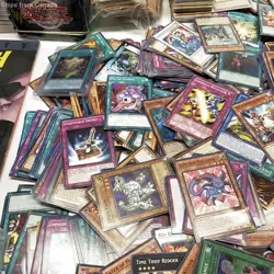 9.1 Lbs. Lot of Assorted Yu-Gi-Oh! Cards w/ Beckett Unofficial Collector's Guide - Image 4