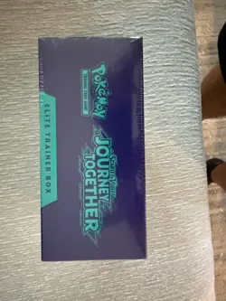 Pokemon Scarlet and Violet Pokemon Journey Together Elite Trainer Box - Image 3