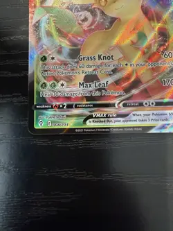 Leafeon VMAX-008/203 SWSH07: Evolving Skies Pokemon Card Grass Type - Image 2