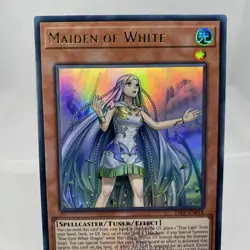 Yugioh Maiden of White 25LP-EN018 Ultra Rare with Stamp NM - Image 2