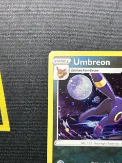 Umbreon SWSH129 Swirl Sword & Shield Promo Card Holo - Image 4
