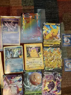 Pokemon Jumbo 42 Card Lot Charizard, Mewtwo, Pikachu V+Vmax, Blastoise GX - Image 3