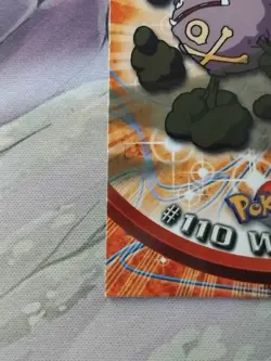Pokemon Weezing #110 Topps 1998 Black Logo LP - Image 4