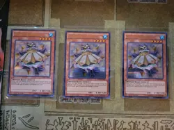 YUGIOH TCG 3X GUARD PENGUIN DUSA-EN005 ULTRA 1ST EDITION - Image 1