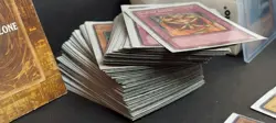 YU-GI-OH 1st Edition Blue-Eyes White Dragon and Red-Eyes Black Dragon 1996 - Image 5