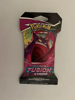 Pokemon TCG: Sword & Shield-Fusion Strike Sleeved Booster Pack - 10 Cards 820650809170 - Image 2