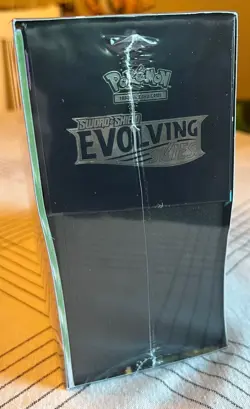 SWSH Evolving Skies POKEMON CENTER ETB Elite Trainer Box SEALED (Case Included) - Image 4