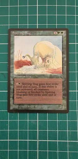Magic the Gathering (MTG) - Spitting Slug - The Dark - (Green) (Forest) LP+ - Image 1