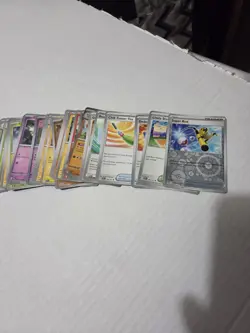 Pokemon Card Lot of 60 Random Cards - Image 2