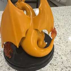 Charizard ex Figure from the Super Premium Collection 2024 - FIGURE ONLY - Image 3