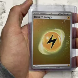 Pokemon TCG Cosmos Lightning Energy SVE #004 with SWIRL NM/MT Nintendo Card - Image 1