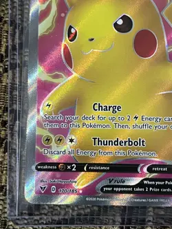 Pikachu V (Full Art) 170/185 SWSH04: Vivid Voltage - Pokemon Card - NM - Image 4