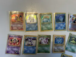 Pokemon Card Lot Old First Edition/Rare Charizard Blastoise Venusaur - Image 2