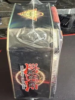 Yu-Gi-Oh! TCG Total Defense Shogun 2004 Collector's Tin - Image 2
