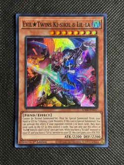 YuGiOh! - Evil Twins Ki-Sikil & Lil-La RA04-EN037 Super Rare 1st Edition NM - Image 1