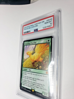 2025 MTG FINAL FANTASY EN TRAVELING CHOCOBO # 0210 GEM MINT PSA 10 122615887 - Image 1