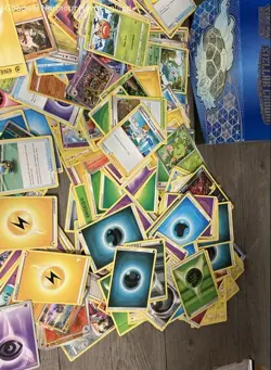 2.5LB Lot of Various Pokemon Cards TCG CCG in Collectible Box - Image 4