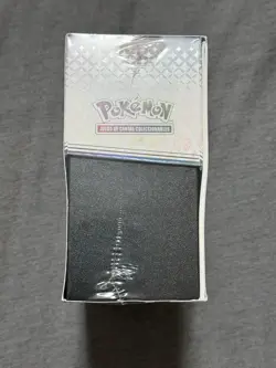 Pokemon TCG Prismatic Evolutions ETB Elite Trainer Box - English - New/Sealed - Image 3