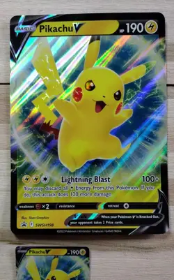 Pikachu V CHRISTMAS JUMBO & std size Promos SWSH198 & SWSH061 Holo 🔥 Pokemon 🔥 - Image 3