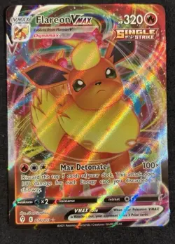 Pokemon TCG Flareon VMAX 018/203 Evolving Skies Ultra Rare Near Mint Condition - Image 1