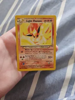 Pokemon Cards: Neo Destiny 1st Edition Uncommon: Light Flareon 46/105 - Image 1