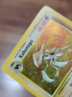 Kabutops - PL% Holo Rare Vintage WotC 1999 English 9/62 Fossil Set Pokemon Card - Image 4