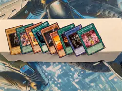 YuGiOh TCG bulk lot, approx 800 assorted cards VARIABLE CONDITION AND RARITY - Image 3