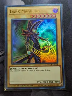 Yu-Gi-Oh! - Dark Magician - YUCB-EN001 - Ultra Rare - Limited Edition - LP - Image 1